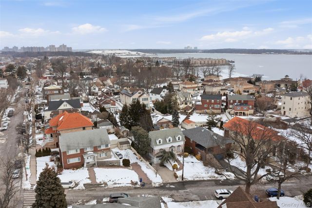 3343 Agar Place, Bronx, NY 10465