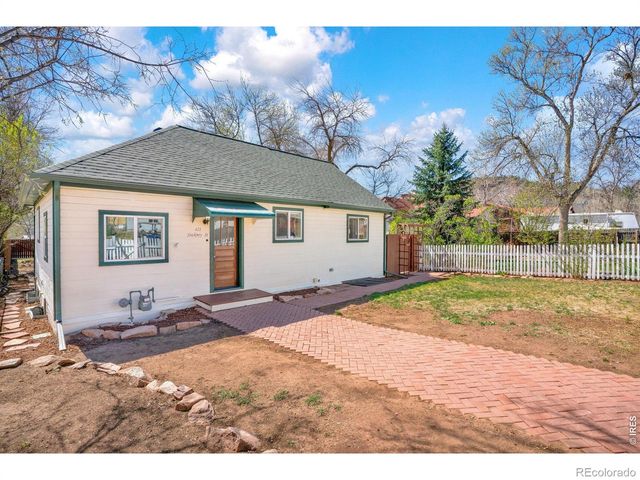 421 Stickney Avenue, Lyons, CO 80540