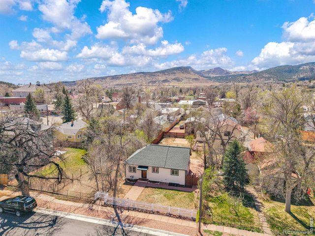 421 Stickney Avenue, Lyons, CO 80540