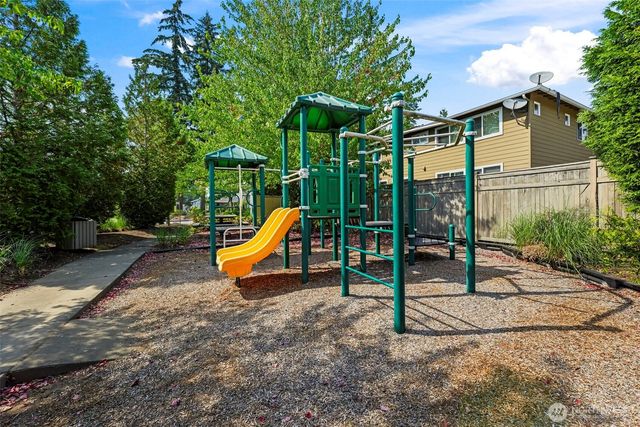 4818 NE 1st Street, Renton, WA 98059