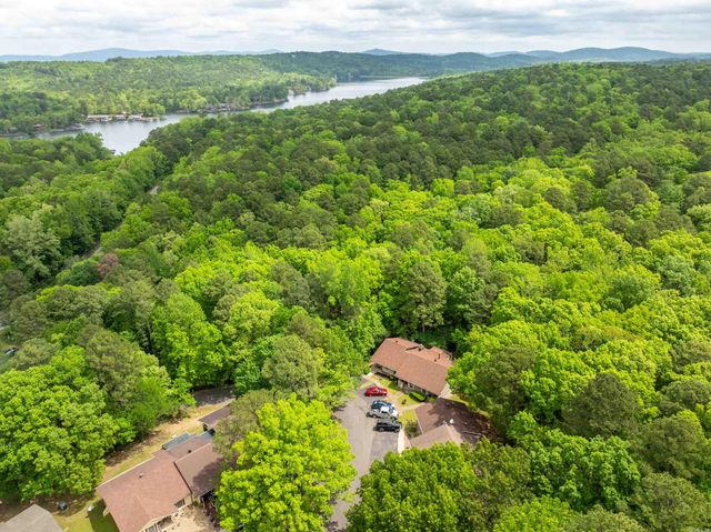 73 PERRALENA WAY, Hot Springs Village, AR 71909