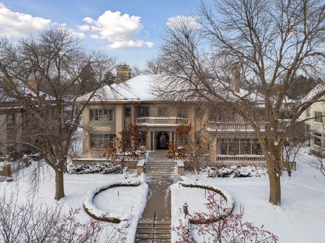 2218 Lake of the Isles Parkway W, Minneapolis, MN 55405