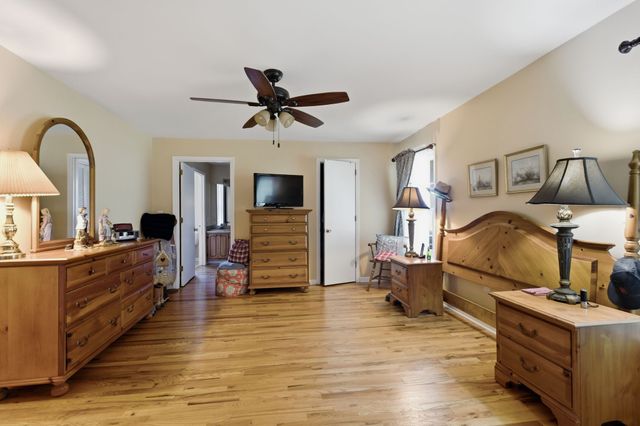 6074 Almaville Rd, Smyrna, TN 37167