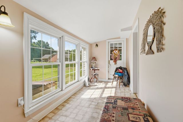 6074 Almaville Rd, Smyrna, TN 37167