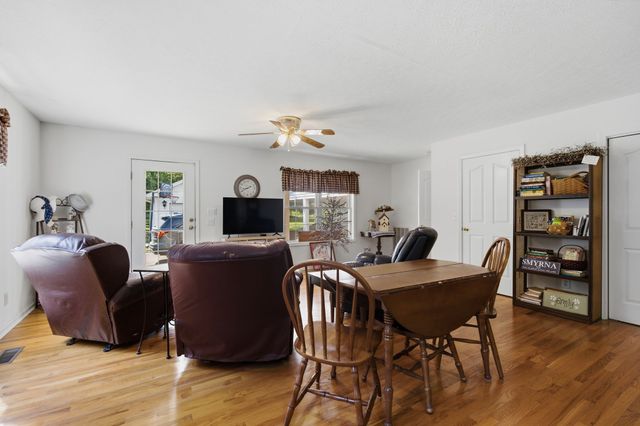 6074 Almaville Rd, Smyrna, TN 37167