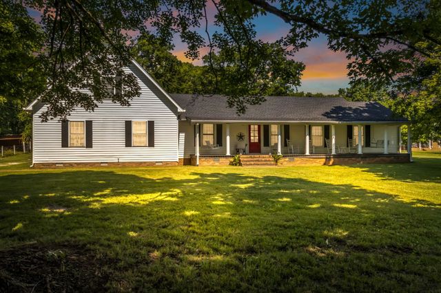 6074 Almaville Rd, Smyrna, TN 37167