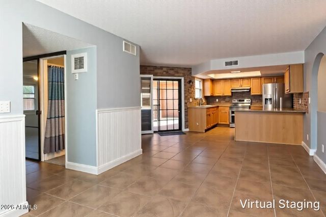 12326 S SHOSHONI Drive, Phoenix, AZ 85044