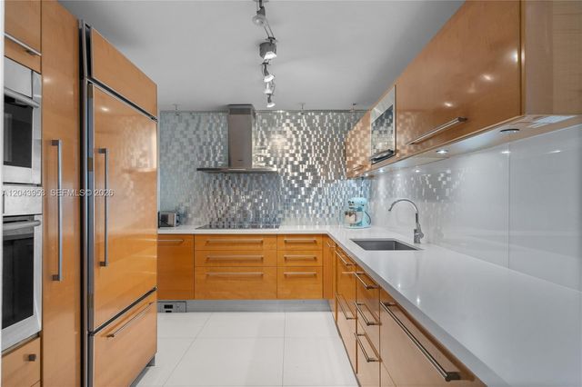 11 Island Avenue 610, Miami Beach, FL 33139