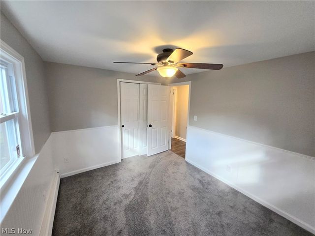 764 Irving Park Boulevard, Sheffield Lake, OH 44054