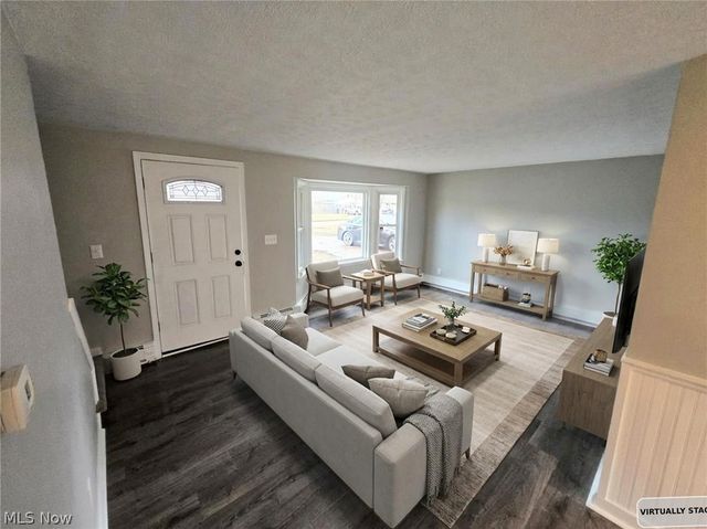 764 Irving Park Boulevard, Sheffield Lake, OH 44054