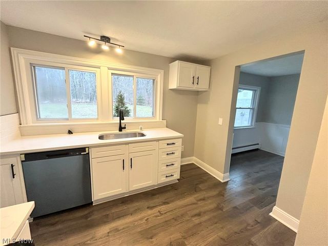 764 Irving Park Boulevard, Sheffield Lake, OH 44054