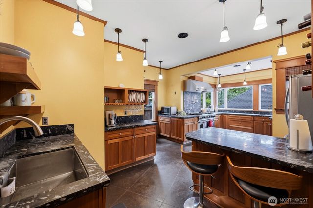 407 N J Street, Tacoma, WA 98403