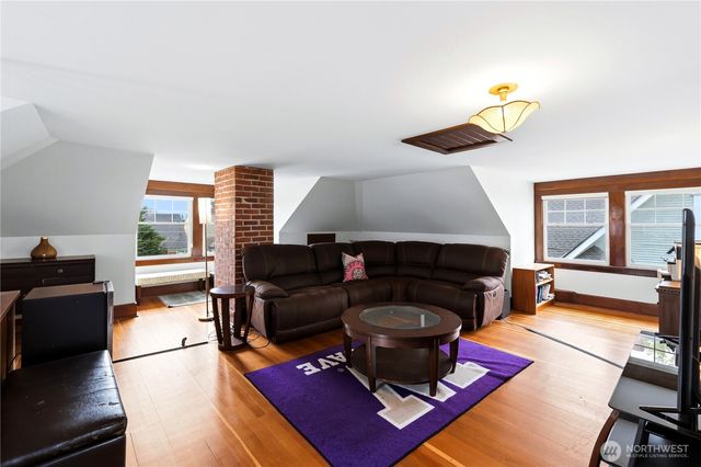 407 N J Street, Tacoma, WA 98403