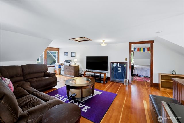 407 N J Street, Tacoma, WA 98403