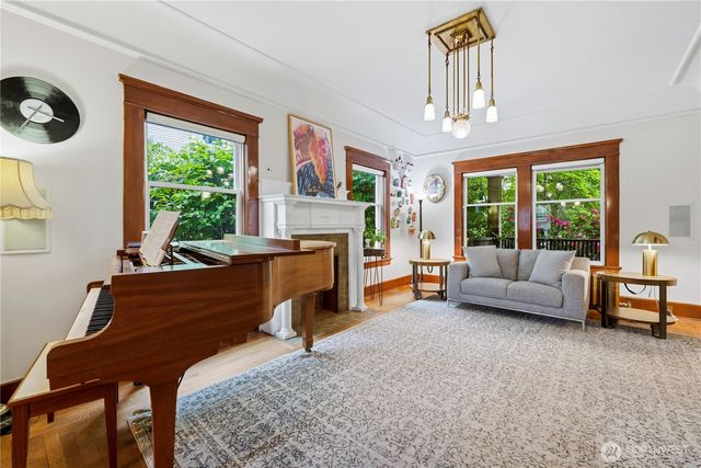 407 N J Street, Tacoma, WA 98403