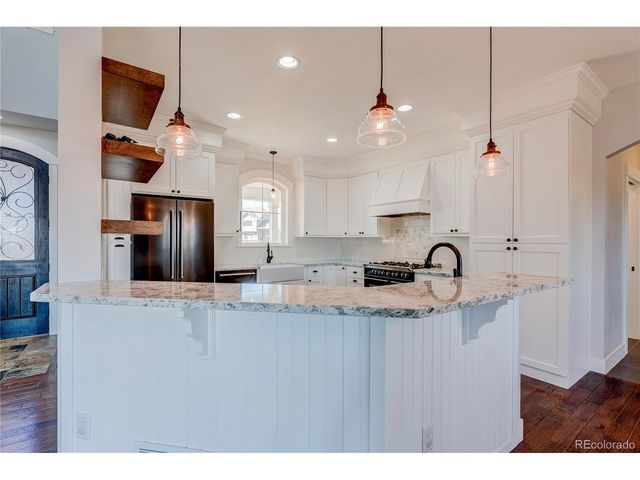 817 Shade Tree Dr, Windsor, CO 80550