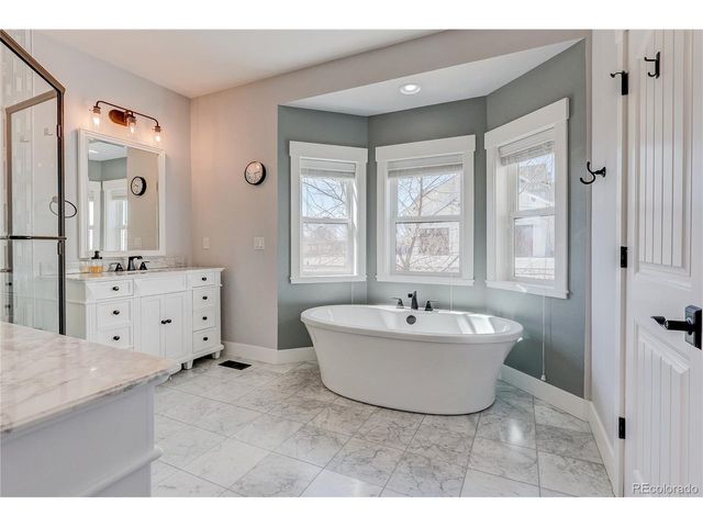 817 Shade Tree Dr, Windsor, CO 80550