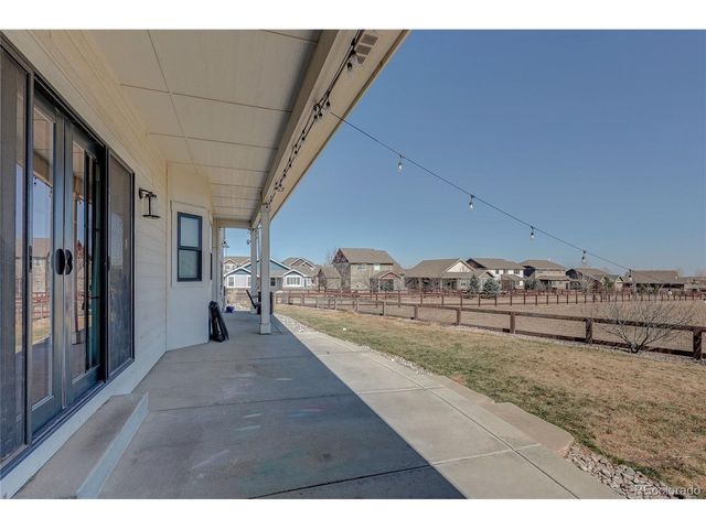 817 Shade Tree Dr, Windsor, CO 80550