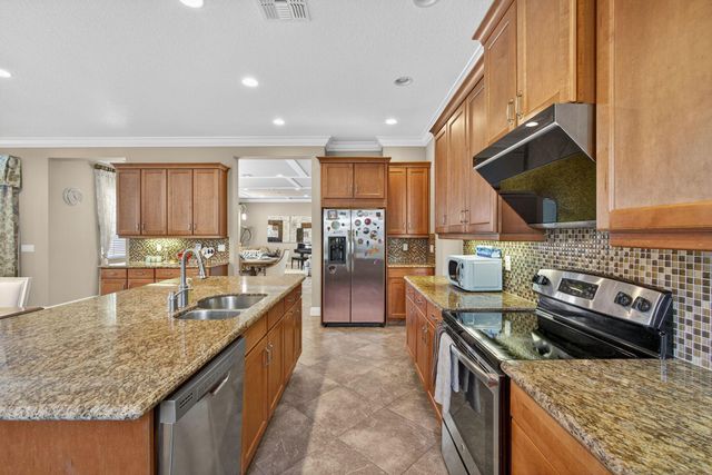 2904 Payson Way, Wellington, FL 33414