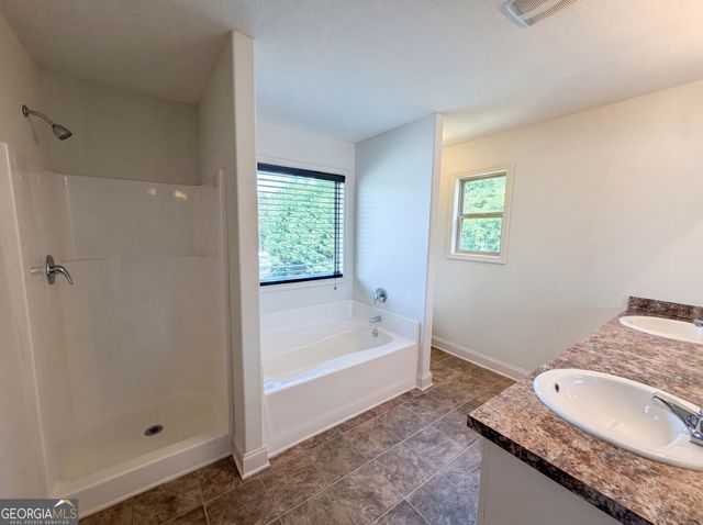 2721 Berkshire Drive, Winder, GA 30680