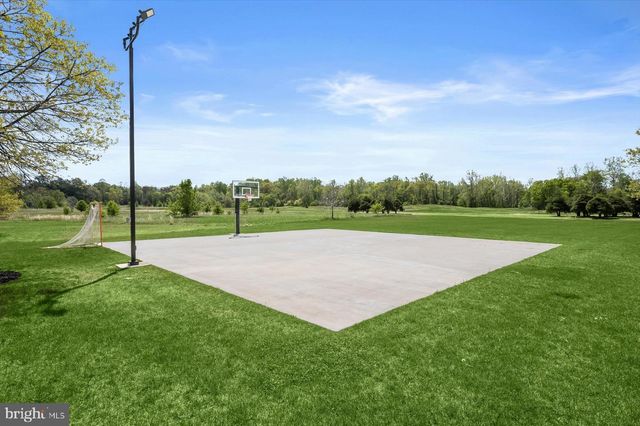 1621 CARNOUSTIE RD, Davidsonville, MD 21035