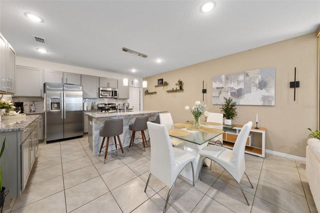 15140 WINDFLOWER ALLEY, Winter Garden, FL 34787