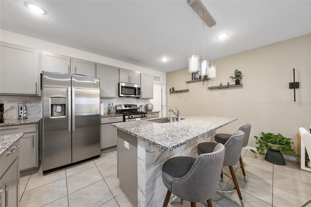 15140 WINDFLOWER ALLEY, Winter Garden, FL 34787