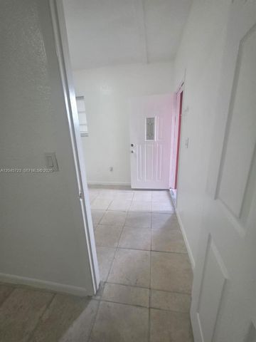 10861 NW 22nd Ct 0, Miami, FL 33167