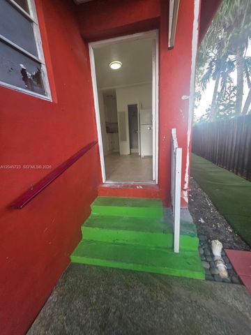 10861 NW 22nd Ct 0, Miami, FL 33167