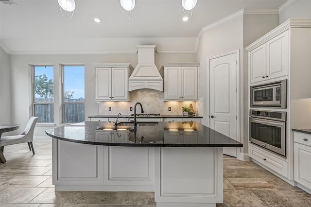 1640 Longwood Glen Lane, Friendswood, TX 77546