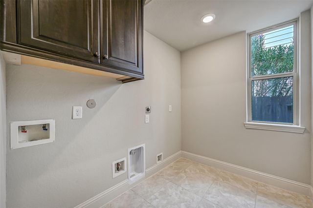 1640 Longwood Glen Lane, Friendswood, TX 77546