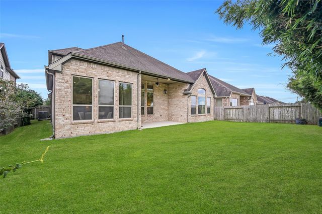 1640 Longwood Glen Lane, Friendswood, TX 77546