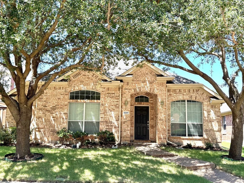 9200 Clearview Drive, Mckinney, TX 75072