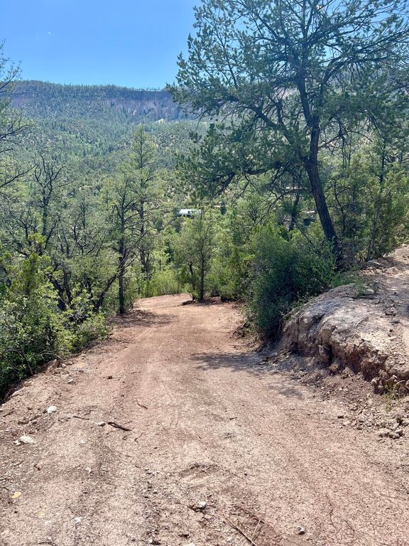 Image 2 of property listing at 1-A-3 Calle Pinon, Jemez Springs, NM 87025