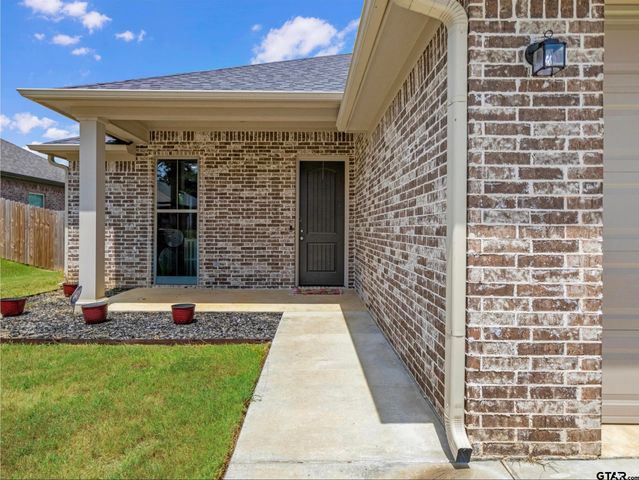 252 Oak Valley, Gilmer, TX 75645
