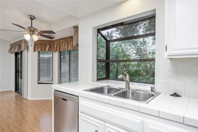 1220 Shepherd Way, Claremont, CA 91711