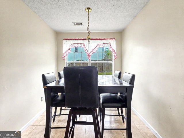 4041 Smithfield Trail, Ellenwood, GA 30294