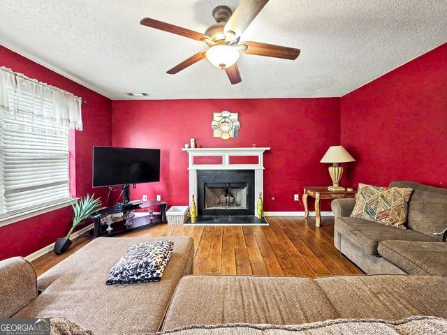 4041 Smithfield Trail, Ellenwood, GA 30294