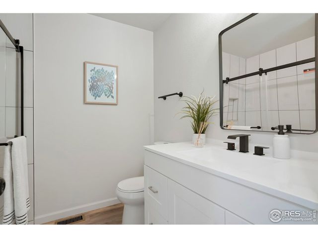 2112 E 18th St, Loveland, CO 80538