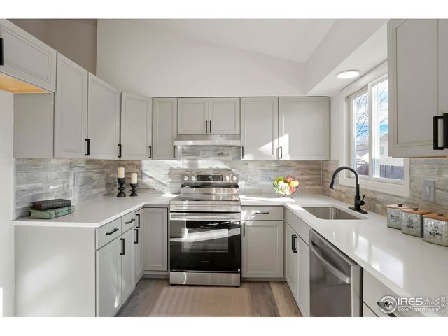 2112 E 18th St, Loveland, CO 80538