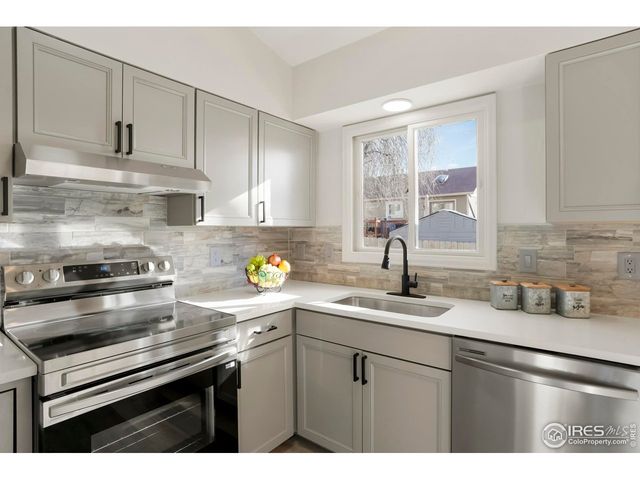 2112 E 18th St, Loveland, CO 80538