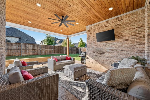 7105 Elk Springs Drive, Argyle, TX 76226