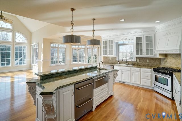 721 Meadow View Rdg, Manakin Sabot, VA 23103