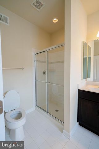 5004 FOREST PINES DR, Upper Marlboro, MD 20772