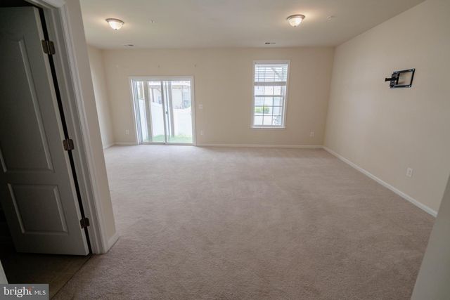 5004 FOREST PINES DR, Upper Marlboro, MD 20772