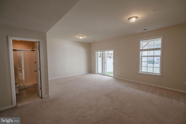 5004 FOREST PINES DR, Upper Marlboro, MD 20772