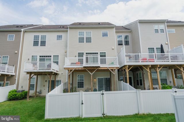 5004 FOREST PINES DR, Upper Marlboro, MD 20772