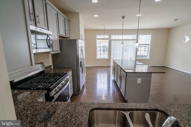 5004 FOREST PINES DR, Upper Marlboro, MD 20772