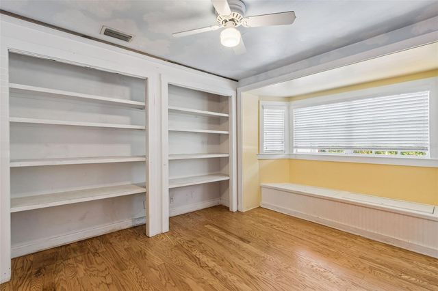 608 KRAZY LANE, Lutz, FL 33548