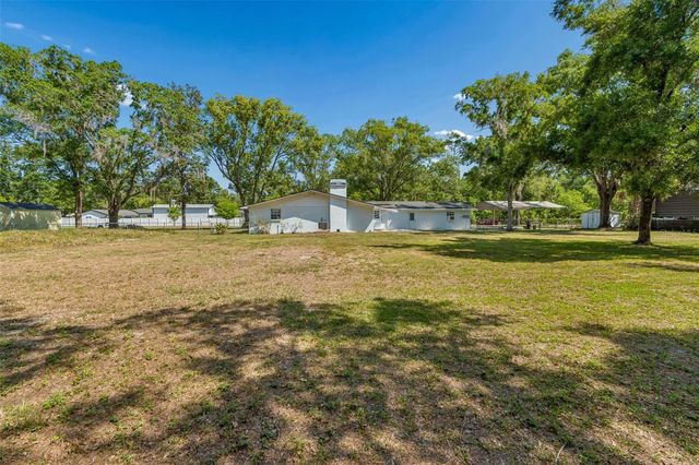 608 KRAZY LANE, Lutz, FL 33548